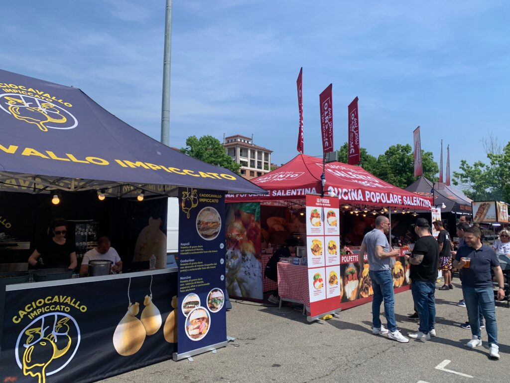 stand street food